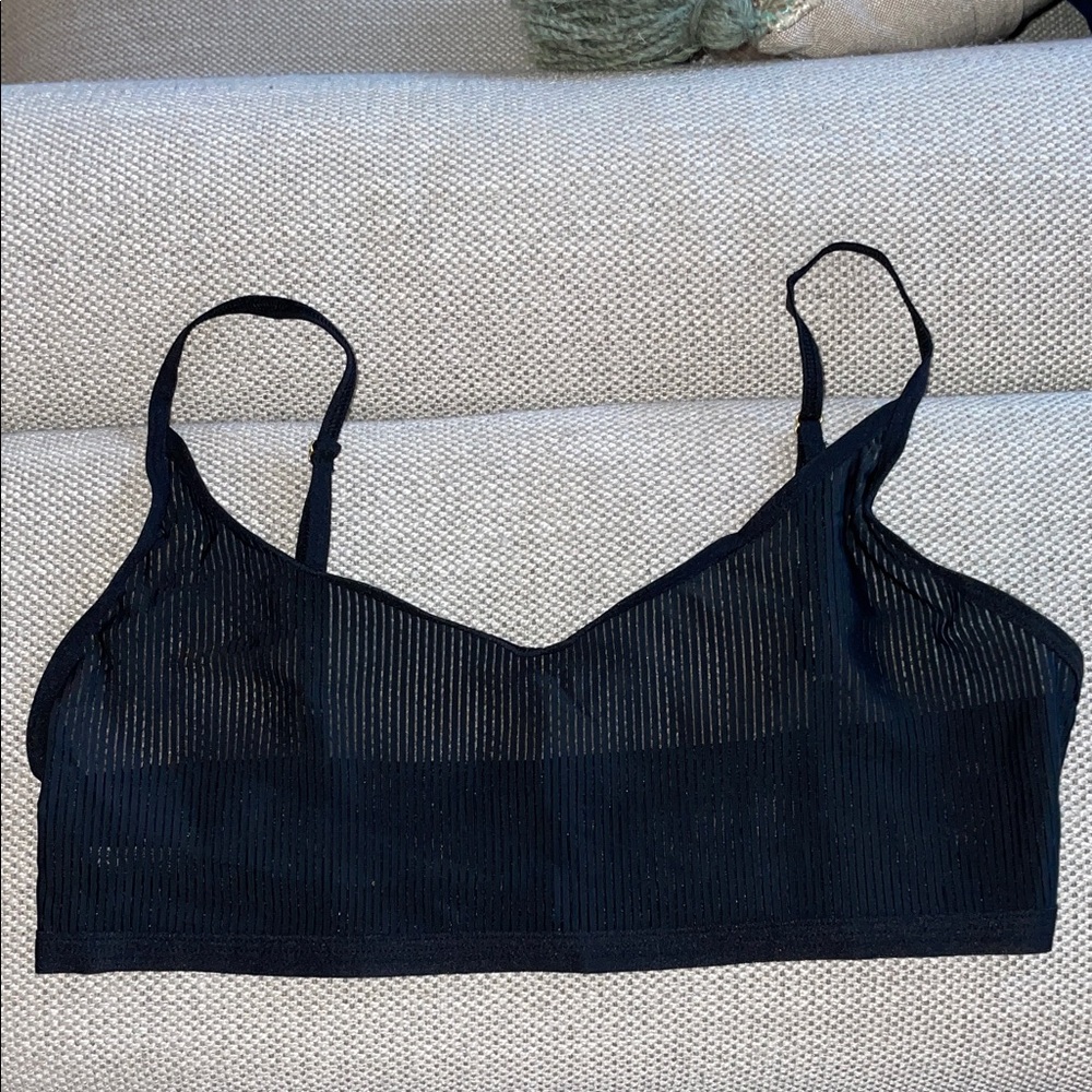 Summersalt Feel Free black bralette